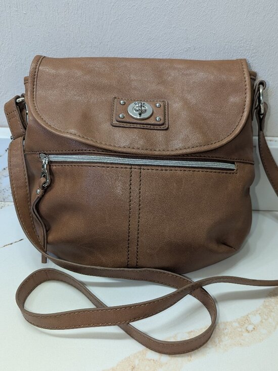 Relic Handbags - Relic (by Fossil) brown crossbody bag. EUC!